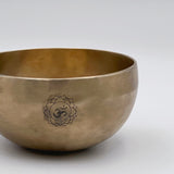 handmade hand-hammered crown chakra tibetan singing bowl