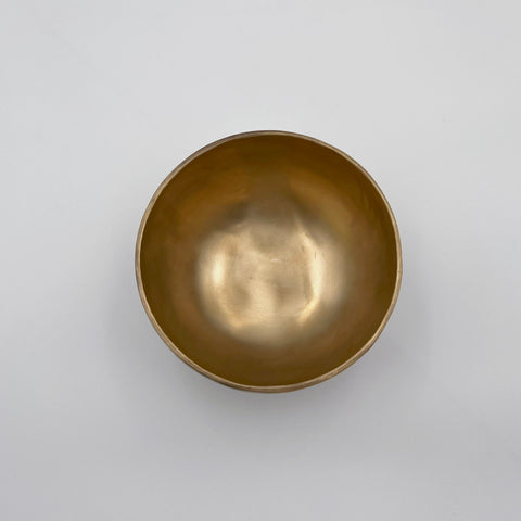handmade matt finish tibetan singing bowl top view